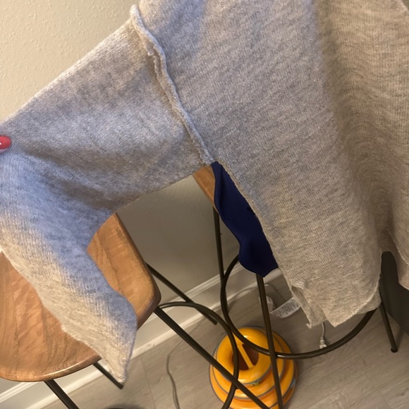 Pinch Cozy Oatmeal V-Neck Sweater - Picture 2 of 6